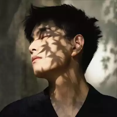 邱湛蓝